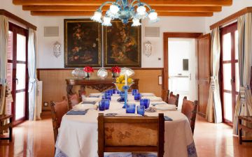 indoor dining room villa sarria establiments mallorca 