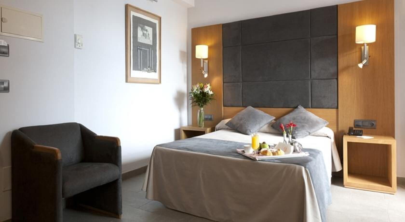 Double room individual use hotel mirador paseo maritimo mallorca
